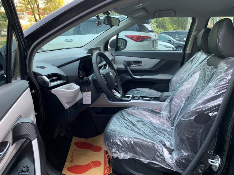 Toyota Veloz Cross 2022 siêu lướt giá tốt