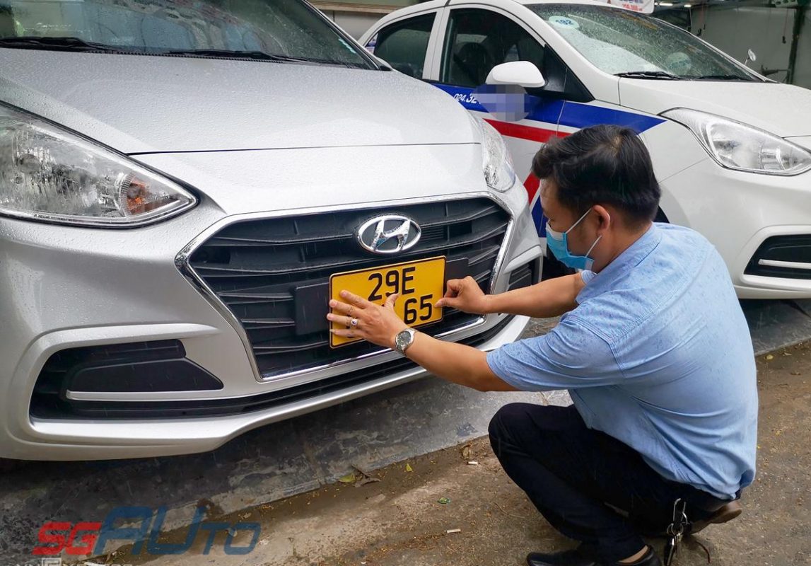 Biển số xe màu vàng dành cho xe kinh doanh